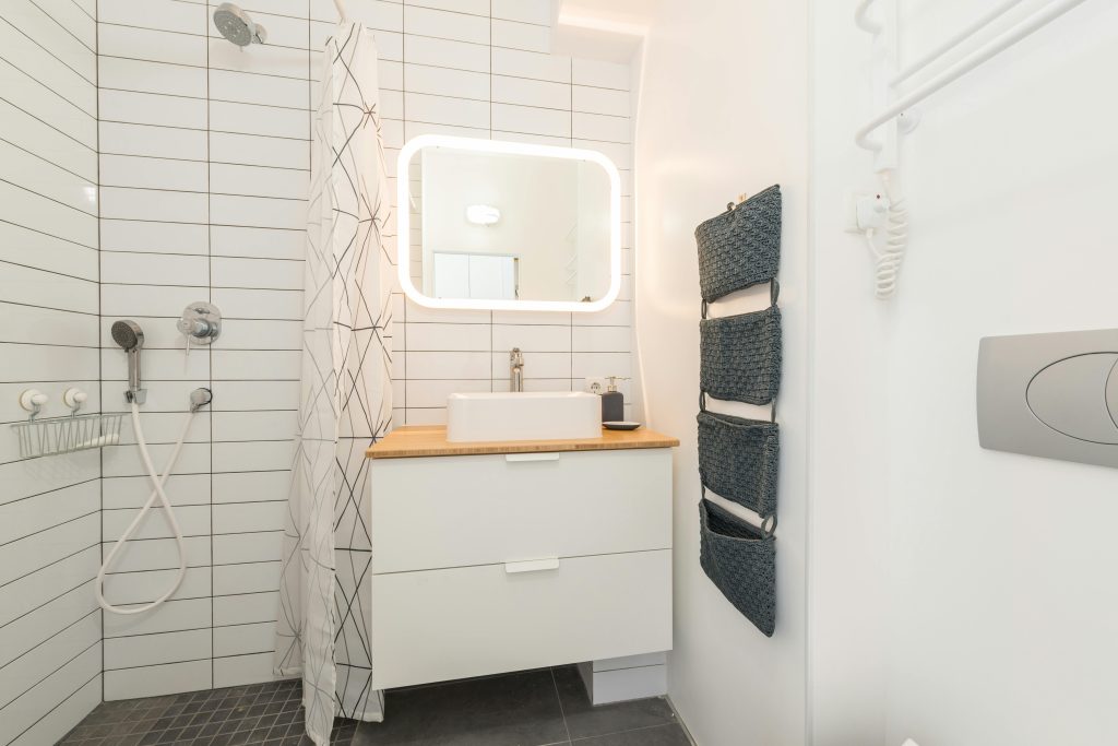 Compact bathroom design.
